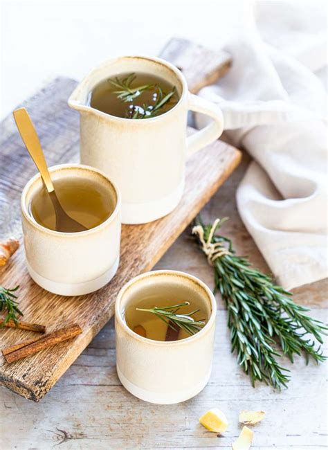 Tisane Maison Bienfaisante Au Gingembre Curcuma Et Cannelle