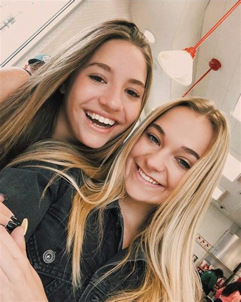 🔥🔥🔥🔥 Kenzie Ziegler Maddie And Mackenzie Perfect Selfie