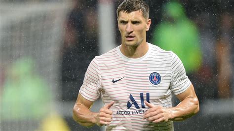 Mercato PSG Lavenir de Thomas Meunier totalement relancé