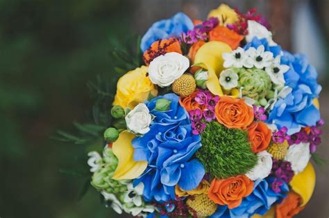 Premium Photo | Rainbow bouquet of flowers 800