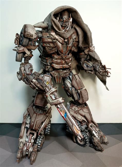 DOTM Megatron (Alien Attack) on Carousell