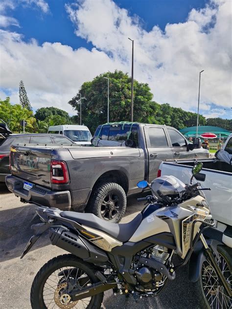 Bolsonaro chega em João Pessoa e vai desfilar em carro aberto