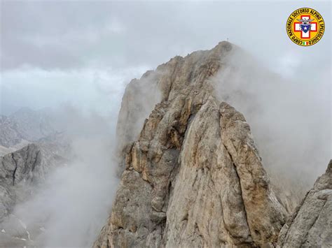 RECUPERATI DUE ALPINISTI FRANCESI SULLA MARMOLADA Radio Più