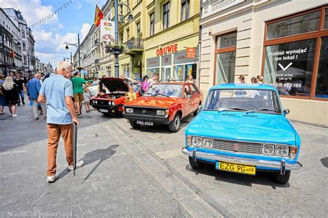 Urodziny Odzi Tak Si Bawi Odzianie I Przyjezdni Na Ul