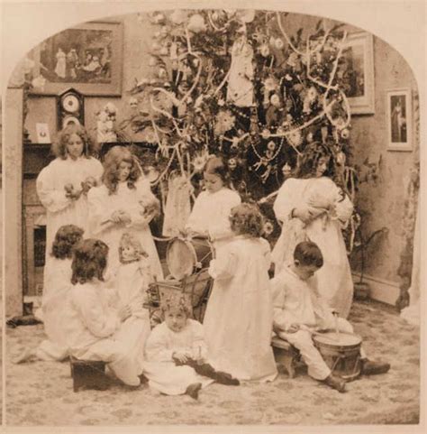 Vintage Everyday Rare Vintage Photos Of Christmas In Victorian Era