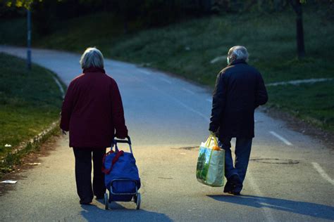 Fond Za Penzijsko I Invalidsko Osiguranje Poznati Ta Ni Datumi Evo