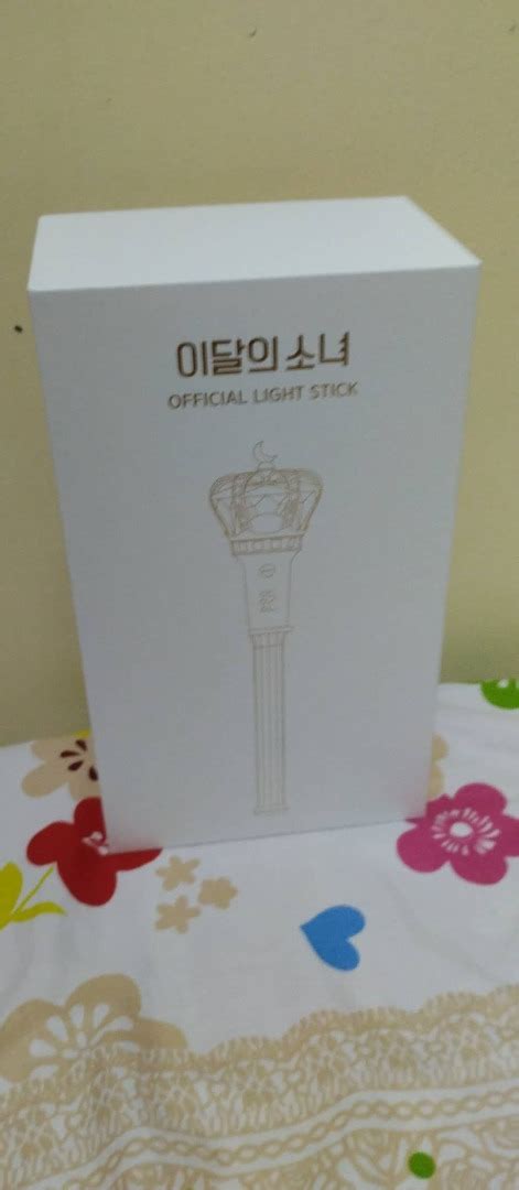 Loona Official Lightstick Aaa Batts Included Hobbies Toys