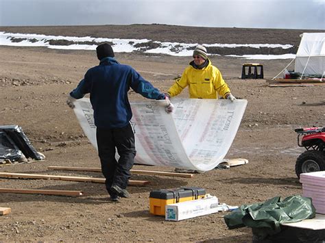 Keith Cowing S Devon Island Journal 11 July 2002 Lexan Kites