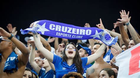 Jogar Bonito Ou Ser Campe O Eis A Quest O Para A Torcida Do Cruzeiro