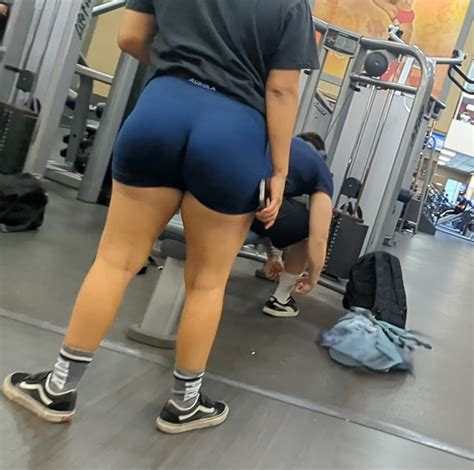 Sexy Latina At Gym Vtl Spandex Leggings Yoga Pants Forum