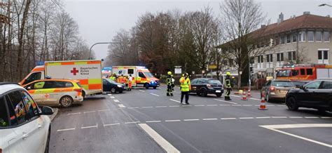 Unfall Mit Mehreren Verletzten B304