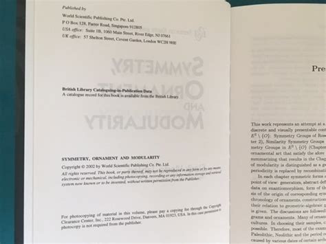 Symmetry, Ornament and Modularity - Quinto Bookshop