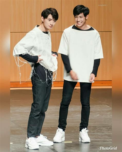 Pin By Tiennhm On Krist Singto Gmmtv Actors Cute Gay Couples Cute Actors