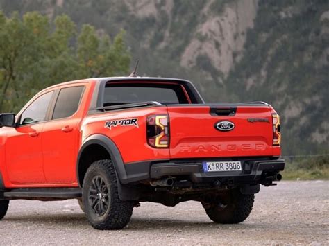 Ford Ranger Raptor A Prueba Un Todoterreno Radical Y Divertido