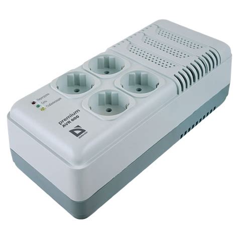 Стабилизатор напряжения Defender AVR Premium 600