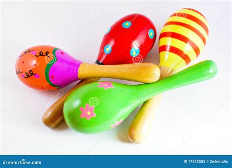 Maracas De Madeira Coloridos Do Brinquedo Imagem De Stock Imagem De