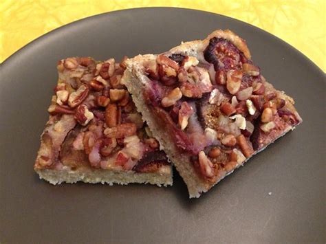 Fresh Fig Bars (vegan & gluten free) – Happy to be a Table of Two