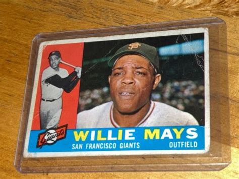 Topps Hof Willie Mays G Centered Mk Crease Sf Giants