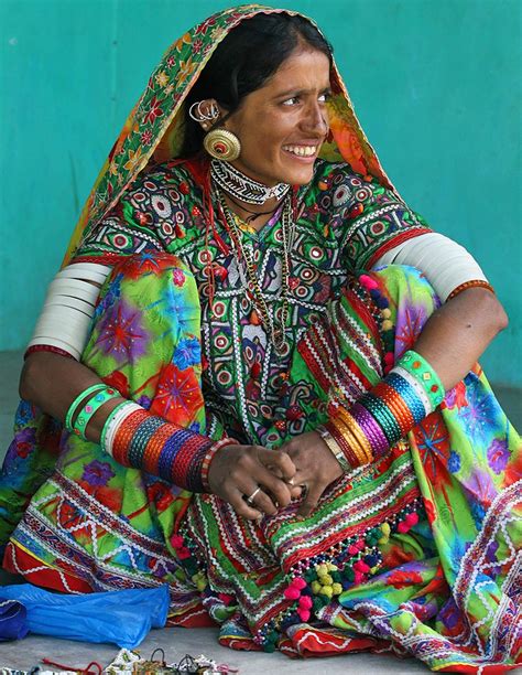 Kutch Gujarat Kutchi Clothes Are Unique And Some Of The Embroidery