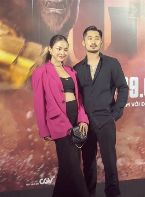 Mỹ nhân biến mất khỏi showbiz bất ngờ ôm bụng bầu vượt mặt dự sự kiện