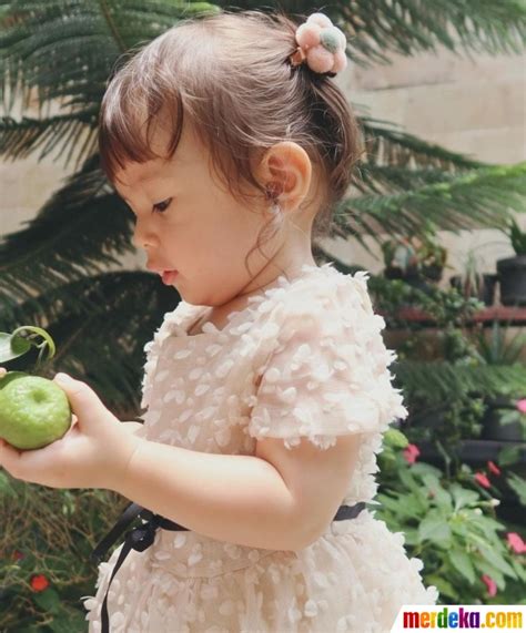 Foto Cantik Banget Bagai Princess Ini 5 Potret Baby Chloe Anak