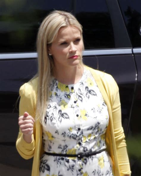 Reese Witherspoon - On the Set of 'Big Little Lies' in Los Angeles 6/1 ...