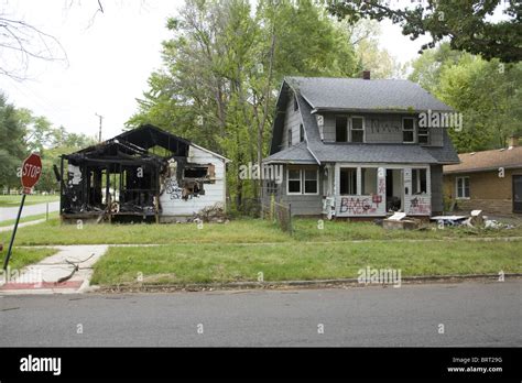 Detroit Abandoned Houses Hi Res Stock Photography And Images Alamy