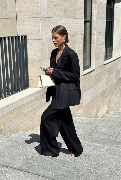 Pin by Весёлые сказки on Мода - Образы | Blazer outfits, Black outfit ...