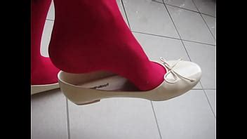 Creme Patent Sabrinas And Red Hose Balcony Shoeplay By Isabelle Sandrine XVIDEOS