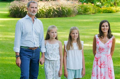 La famille royale espagnole et sa traditionnelle séance photo estivale