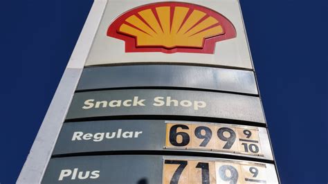 List Gas Prices Around Los Angeles This Weekend Nbc Los Angeles