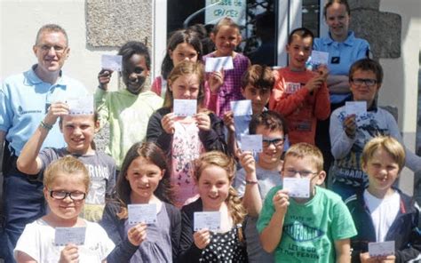 École Saint Joseph Remise du permis piéton aux CE2 Le Télégramme