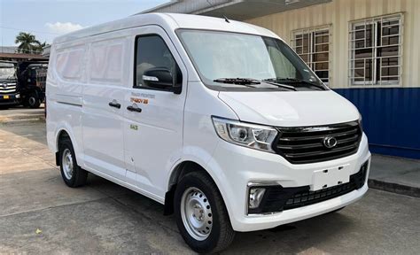 Xe Van 2 chỗ ngồi 2023 Thaco Frontier TF420V 2S