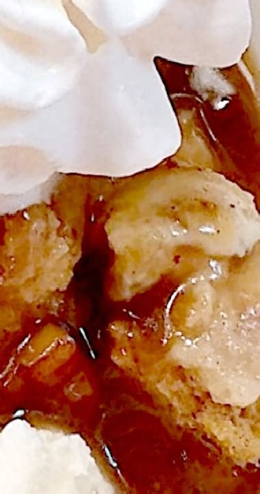 Copycat Famous Dave S Bread Pudding With Praline Sauce Famous Dave S