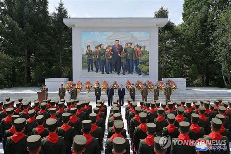 金正恩平壤壁畫亮相 躋身「偉人」行列 大國角力場 國際 世界新聞網