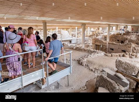 Casas De Excavaci N Akrotiri Y Alfarer A Establecimiento De La Edad De