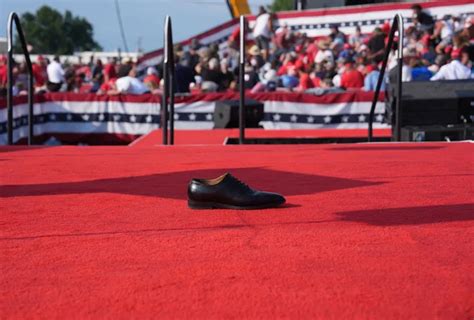 Why did the Secret Service rip off Trump's shoes? - Chris Everard ...