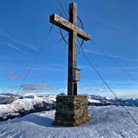 Öfenspitze 2334m Osttirol Karnischen Alpen 5 1 2023 SKITOUREN TIROL