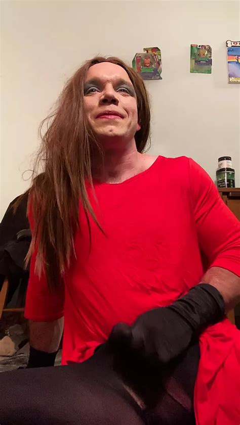 David Crossdressing And Jerking Off Gay Porn 82 XHamster