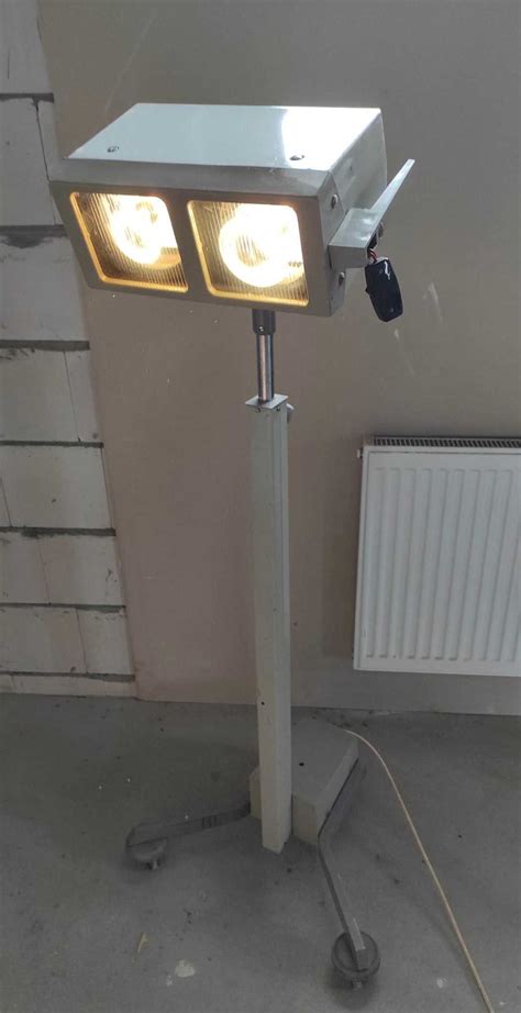 Lampa Medyczna Prl Lata Industrialna Loft Boles Awiec Olx Pl