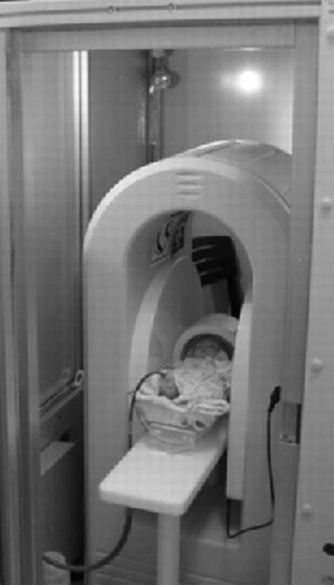 Low Field Strength Magnetic Resonance Imaging Of The Neonatal Brain Adc Fetal And Neonatal Edition