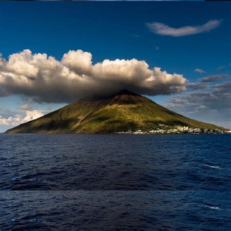 Trekking Escursione Stromboli Al Tramonto Alla Sciara Del Fuoco