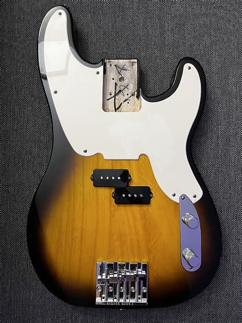 Fender Corps Mike Dirnt Precision Bass 2005 Sunburst Reverb