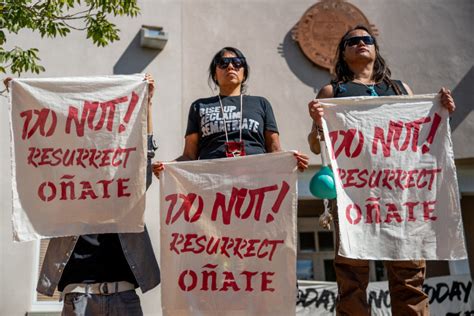 1 person injured after man opens fire at a statue protest in New Mexico