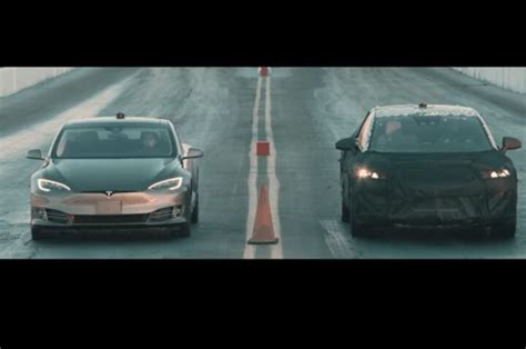 Faraday Prototype Drag Races A Tesla Model S P100d Ludicrous W Video