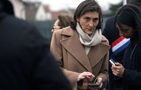 Amélie Oudéa Castéra Se Rend En Catimini Dans Un Collège… Sans Prévenir