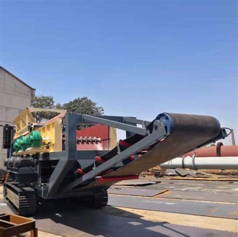 Crawler Type Earth Rock Separator Mud Clay Stone Separator Butterfly