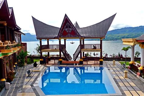 7 Hotel Di Pinggir Danau Toba Yang Ada Kolam Renang