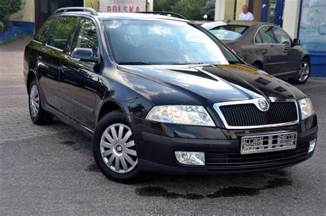 PIĘKNA CZARNA OCTAVIA KOMBI 1 9 TDI 105KM 7685127815 oficjalne