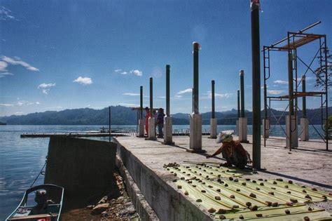 The Bakun Dam controversy and the longhouse resettlement of Sungai Asap